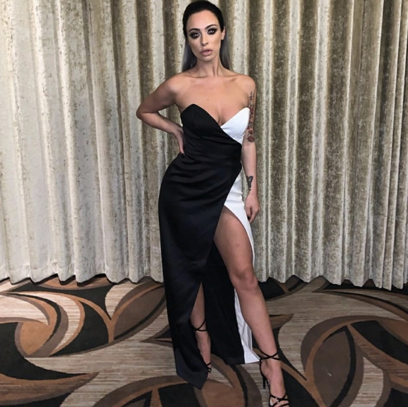 House of CB Clio - Picture 2 of 3